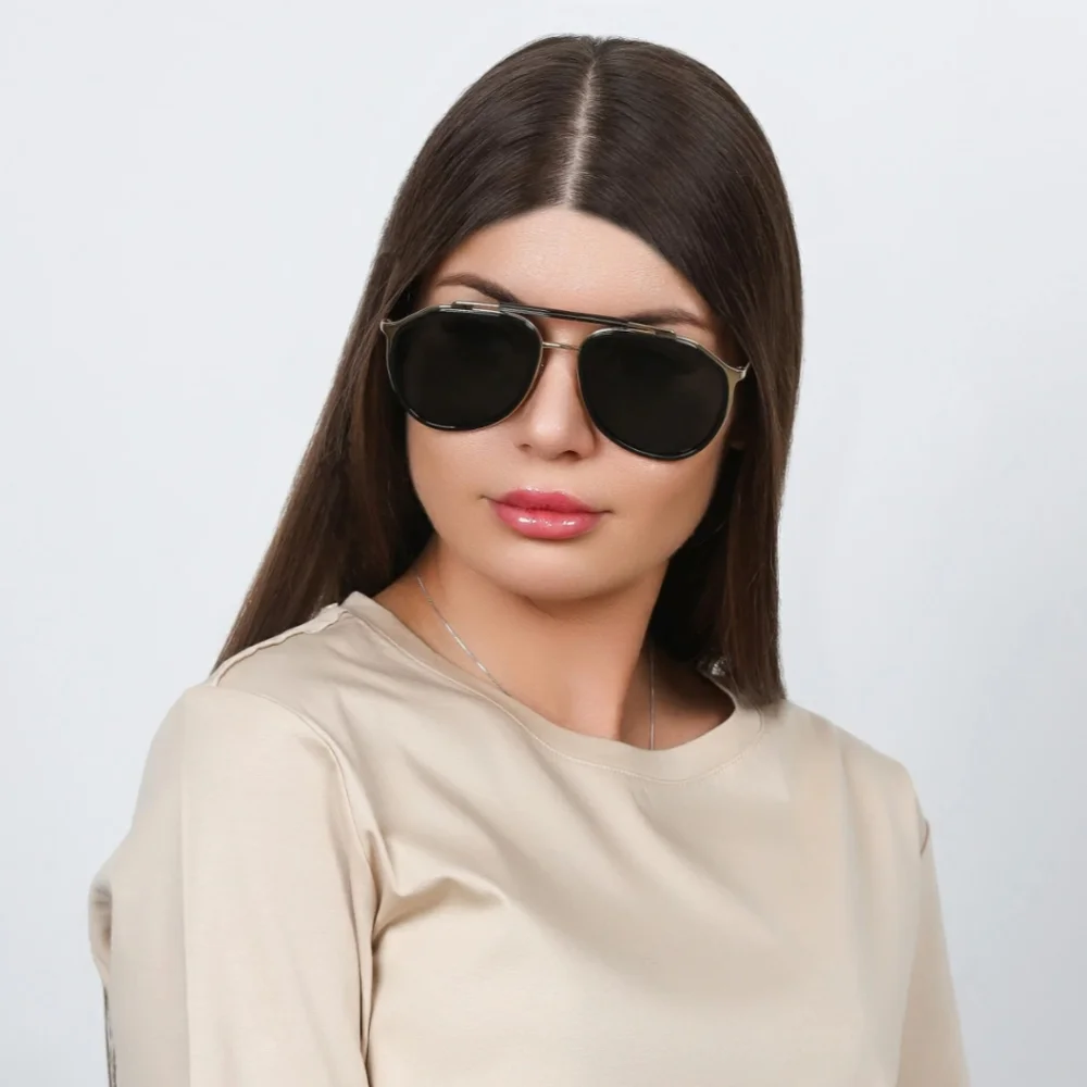 🇮🇹  Dolce & Gabbana Sunglasses Color Is Bronze Not Gold